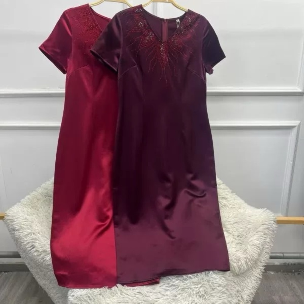 Chic Satin Maxi Dress in Burgundy and Red